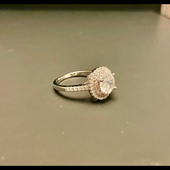 Cubic Zirconia Round Ring - Picture 5 of 7